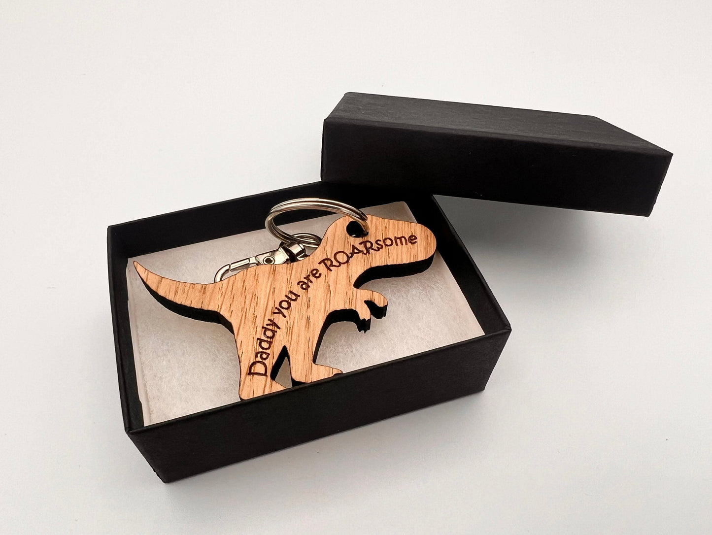 Daddy keyring - Daddy you are ROARsome - dinosaur keyring - Birthday Gift - Birthday present - Keychain - Christmas - Father’s Day