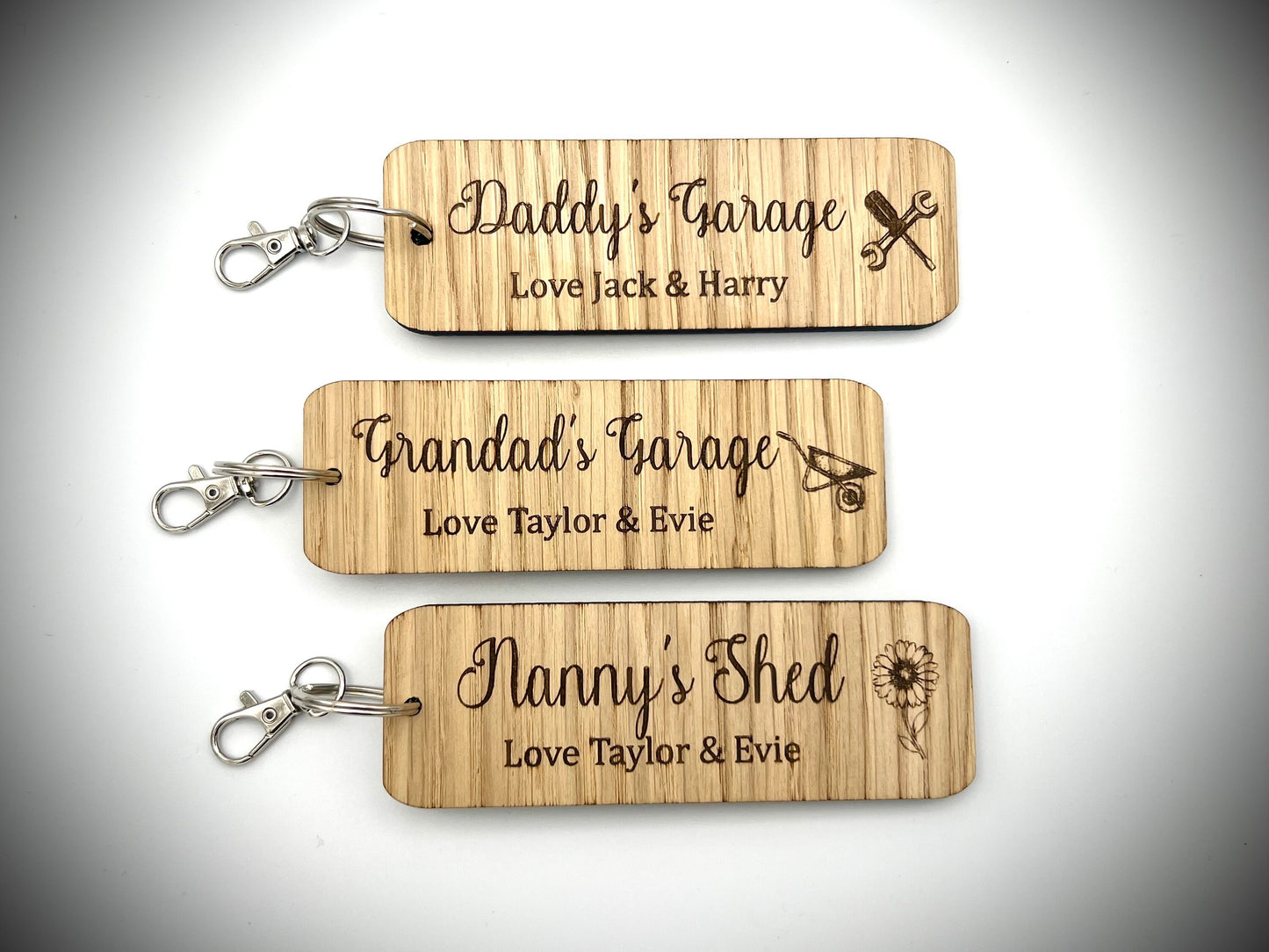 Personalised Keyrings - Grandads Shed, Daddys Garage, Nanny’s Shed, Mummy’s Room - birthday gift - Christmas Gift - personalised gift