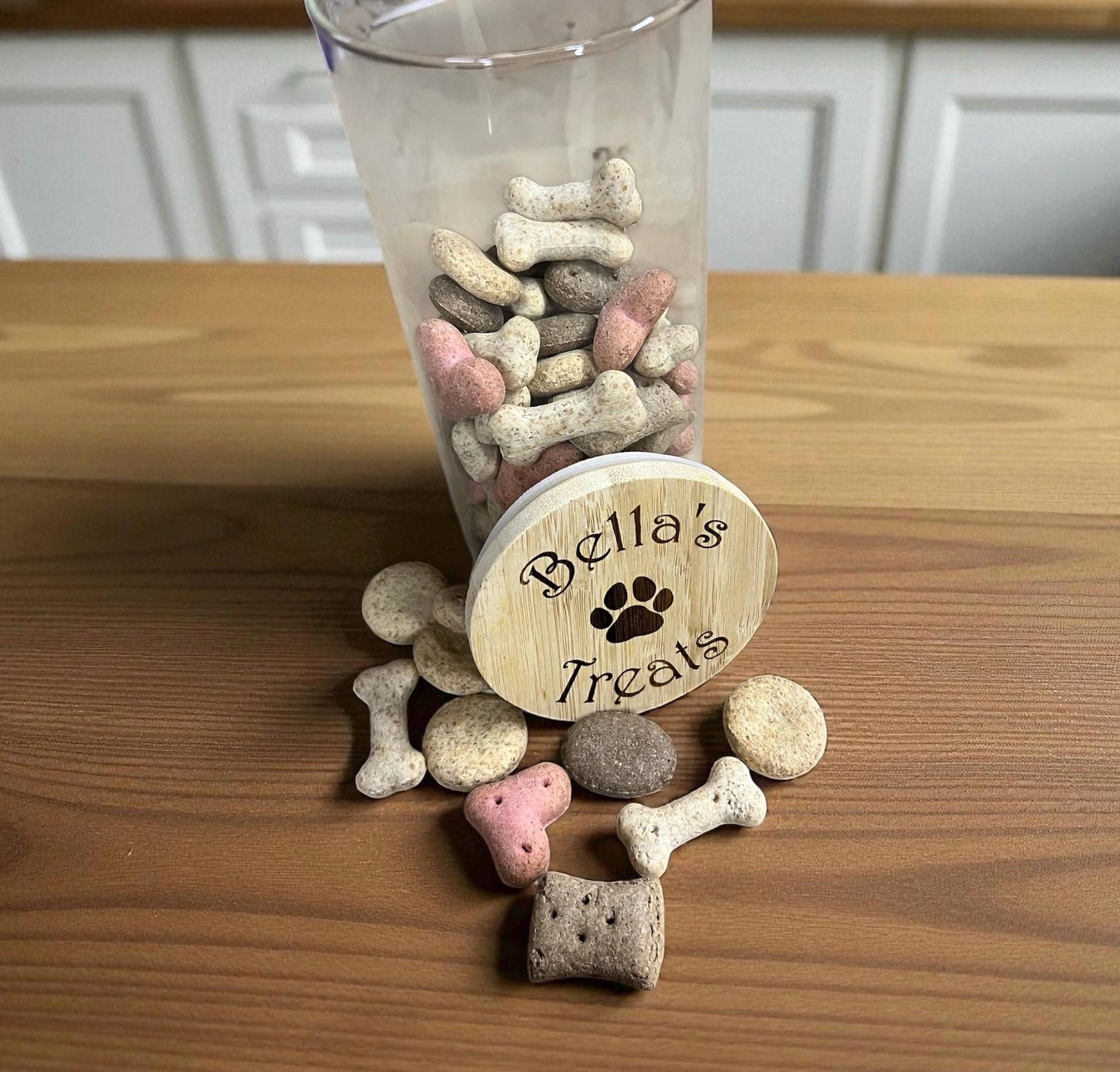 Glass dog biscuit storage jar with personalised engraving