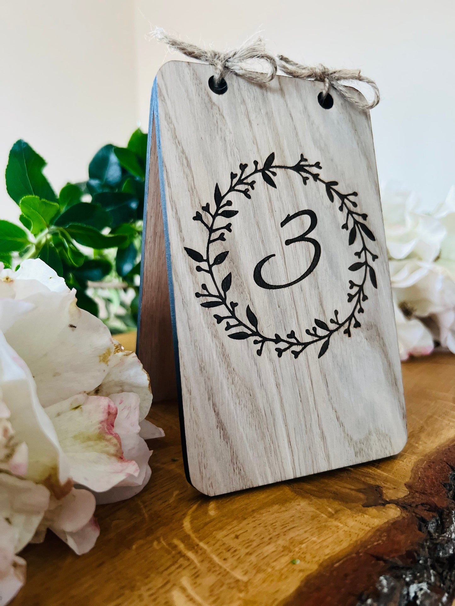 Wedding Table Numbers - Wooden Table Numbers - Centrepiece - Rustic - Natural wedding