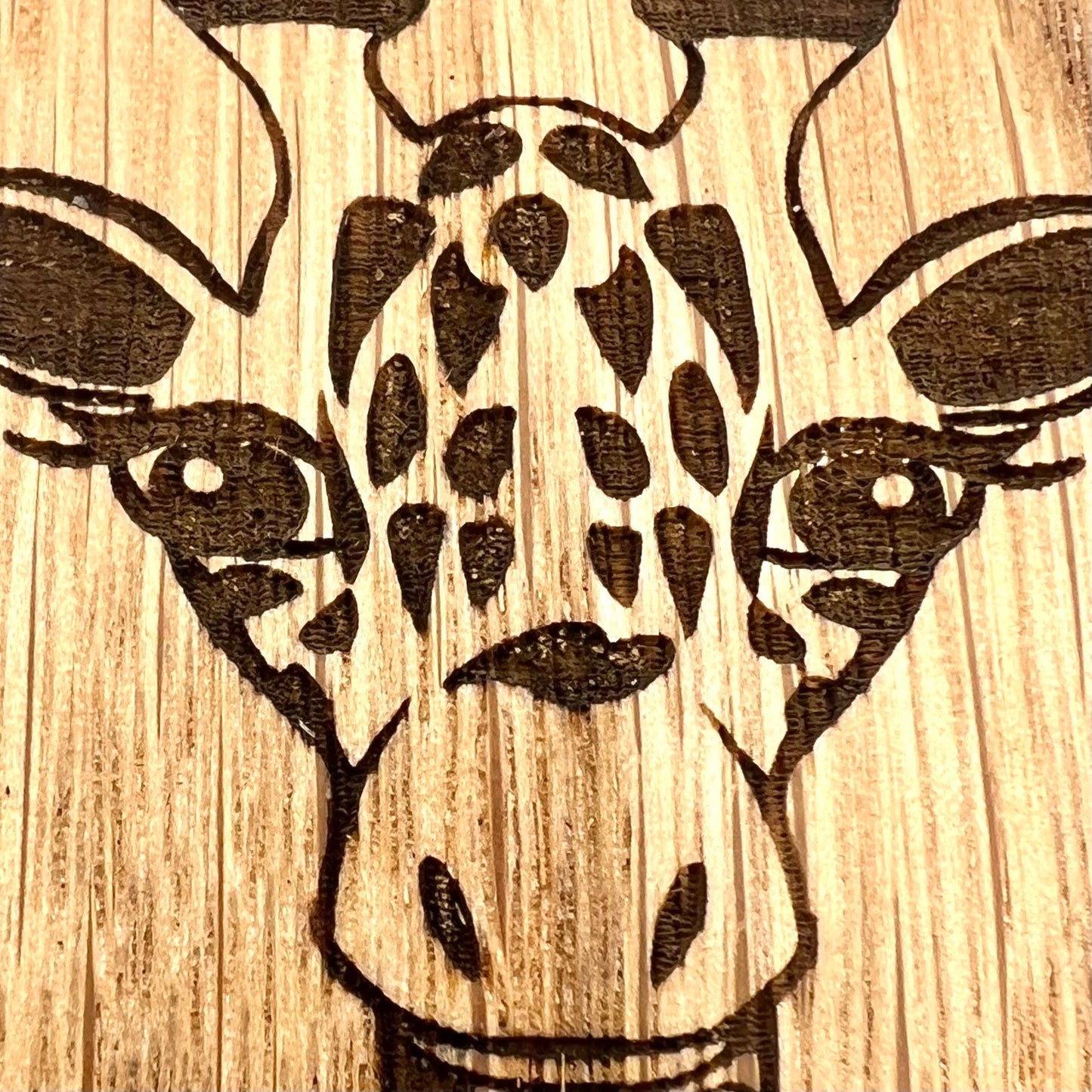 Giraffe Keyring -  Keyring - Birthday Gift -  Giraffe Keychain - Christmas present  - Zoo Keyring - wooden keyring - Round Giraffe Keyring