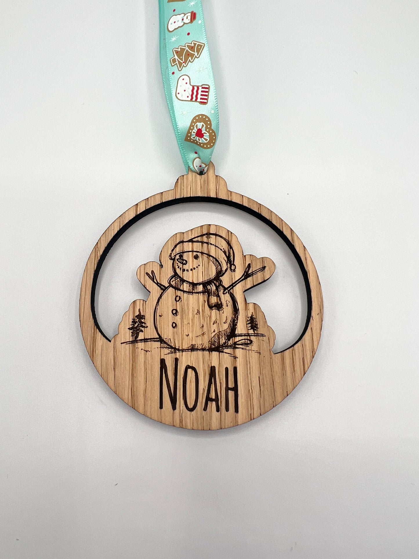 Christmas Personalised snowman Bauble Christmas Tree Decoration - Christmas Bauble - Christmas Present - Christmas decor - Gift idea